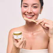 Shwally Magical Hydroxyapatite Cattle Bone & Egg Shell Tooth Powder